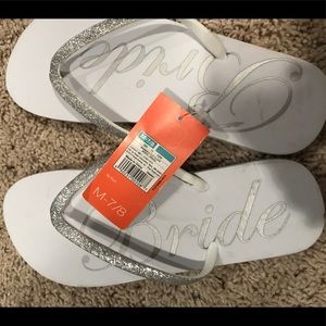 Size 7.5 women’s BRIDE glitter flip flops